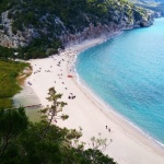 spiaggia cala luna nuoro golfo di orosei