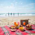 Sant'Antioco, multa salata per chi consuma pasti in spiaggia.