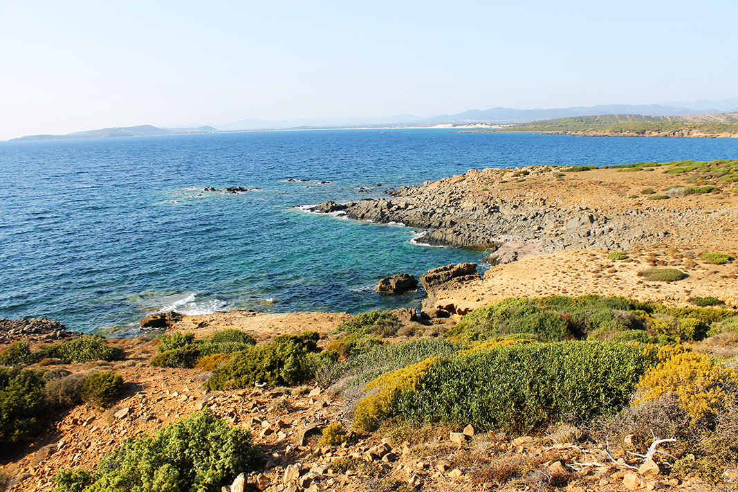 caletta faraglioni teulada